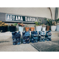 Aoyama Daruma  indigo dye kofu manekineko 藍染 古布 招き猫